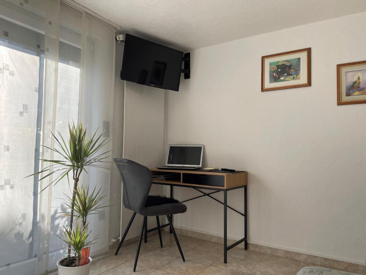 Dungenheim Ferienwohnung Haus Luzia מראה חיצוני תמונה